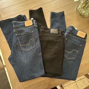 Signature by Levi Strauss  Women’s 3 Jeans - Blue and Black